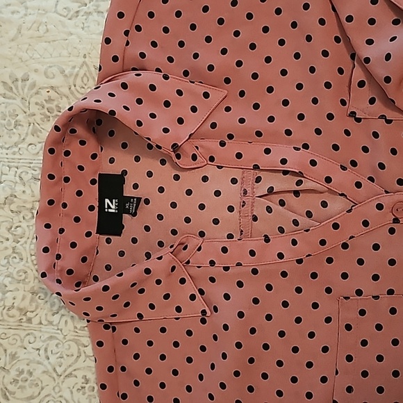 iZ Byer Blouse, XL, Mauve with Black Polka-dots - Picture 4 of 4